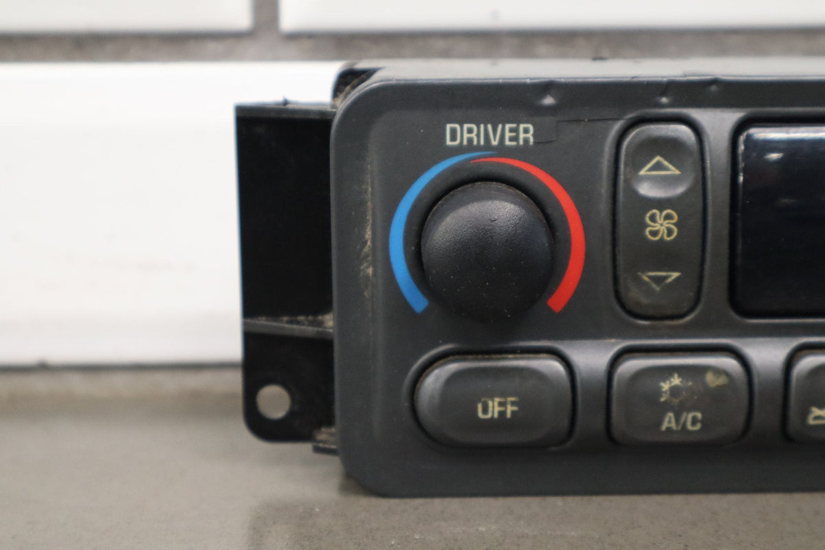 1997-2004 Chevrolet Corvette Automatic Temperature Climate Control CJ2