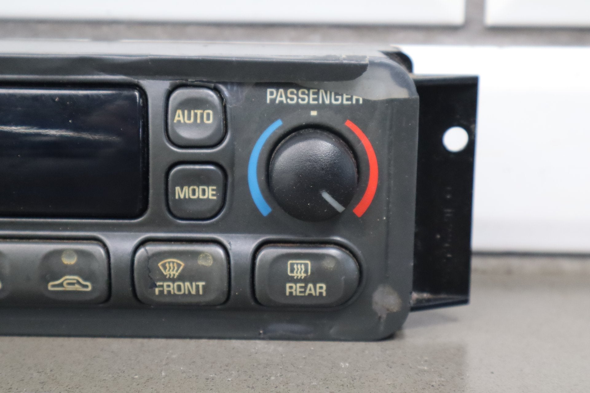 1997-2004 Chevrolet Corvette Automatic Temperature Climate Control CJ2