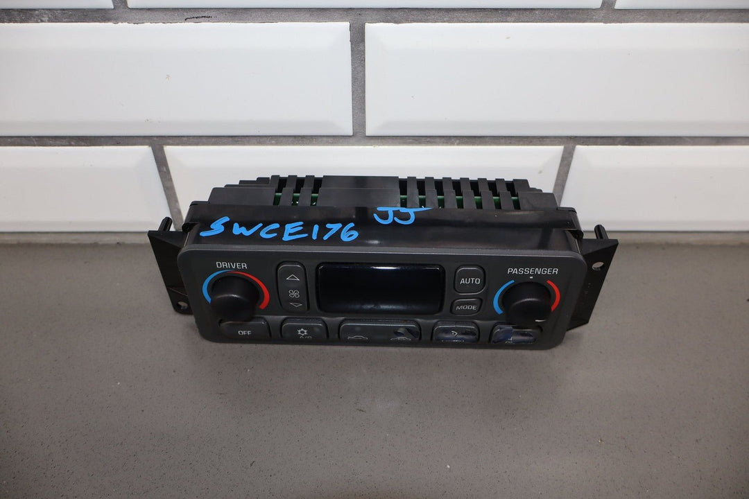 1997 - 2004 Chevrolet Corvette Automatic Temperature Climate Control CJ2