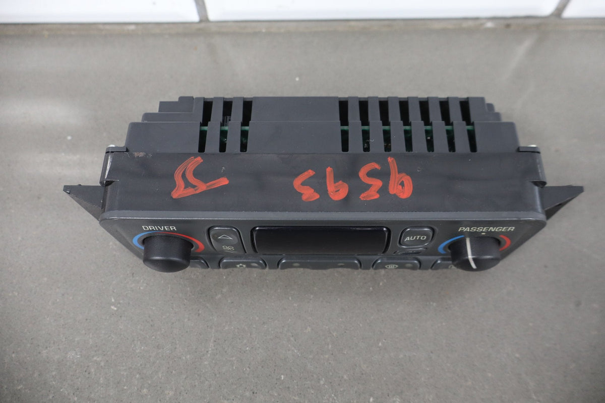 1997-2004 Chevrolet Corvette Automatic Temperature Climate Control CJ2