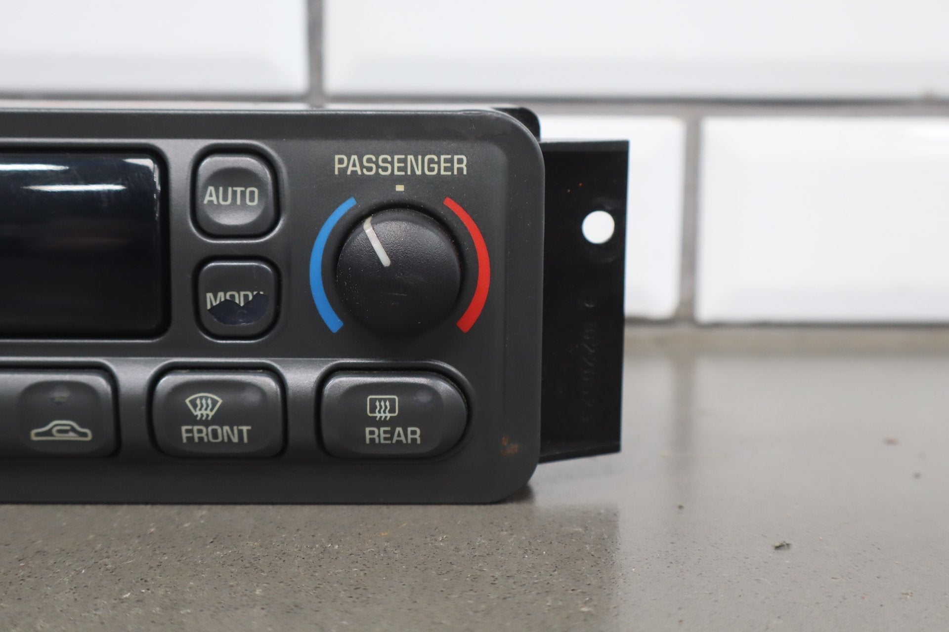 1997-2004 Chevrolet Corvette Automatic Temperature Climate Control CJ2