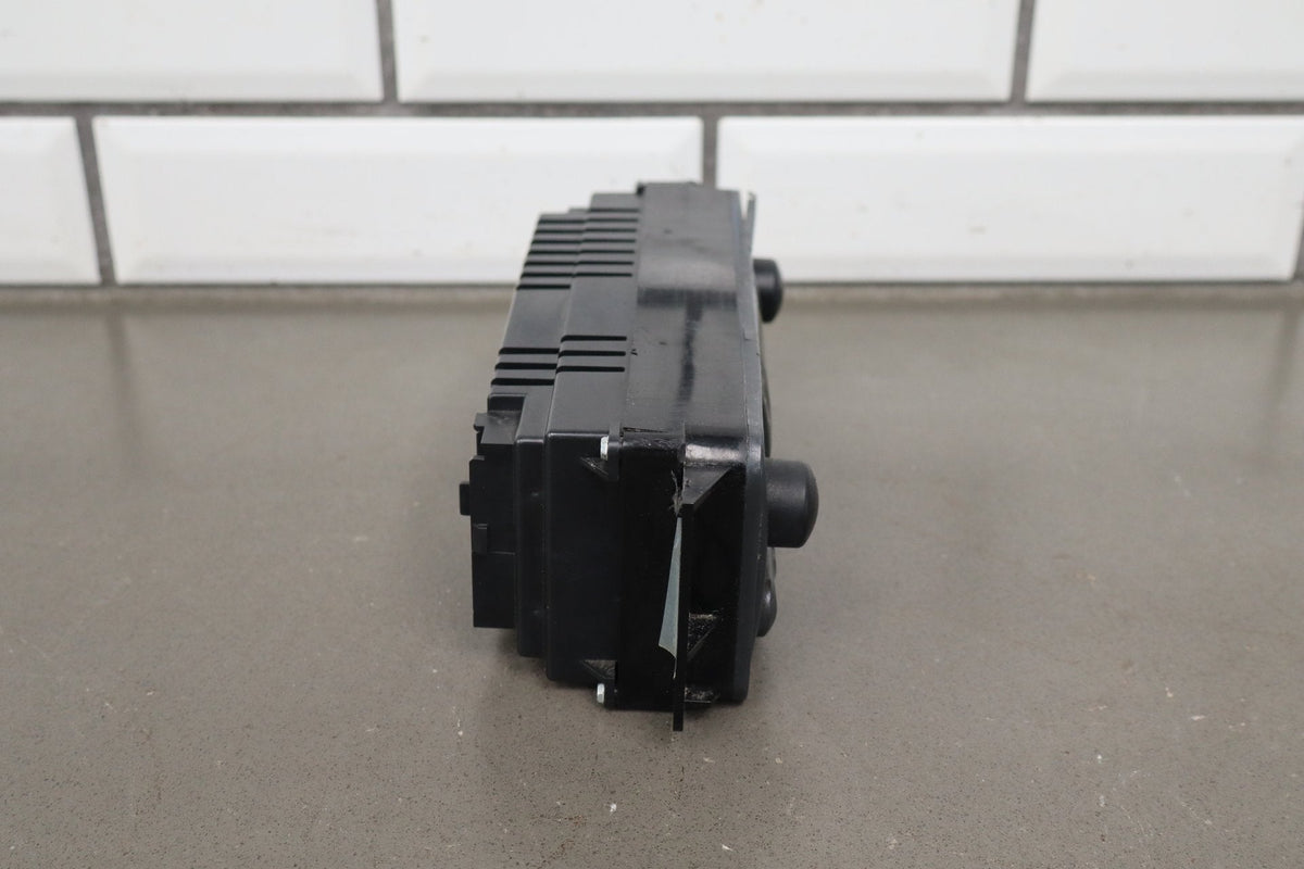 1997-2004 Chevrolet Corvette Automatic Temperature Climate Control CJ2