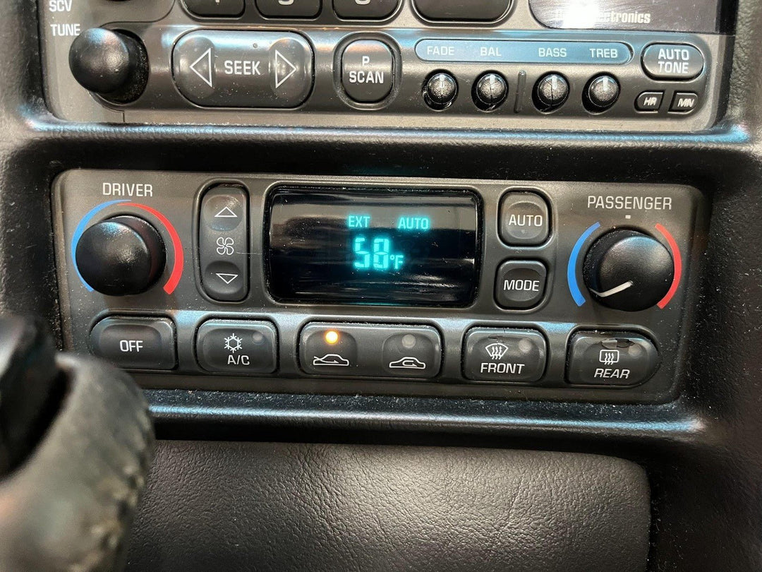 1997 - 2004 Chevrolet Corvette Automatic Temperature Climate Control CJ2