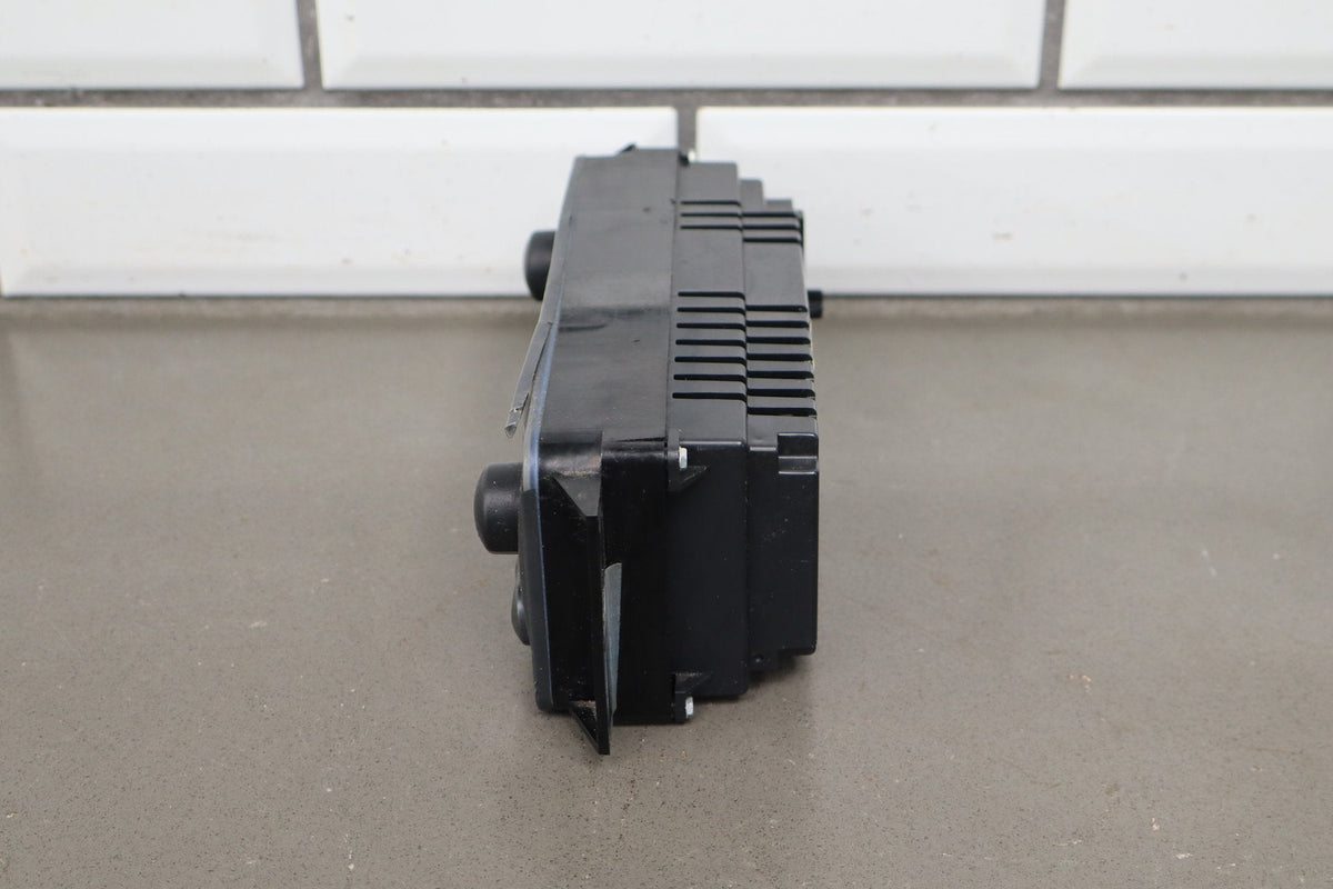 1997-2004 Chevrolet Corvette Automatic Temperature Climate Control CJ2