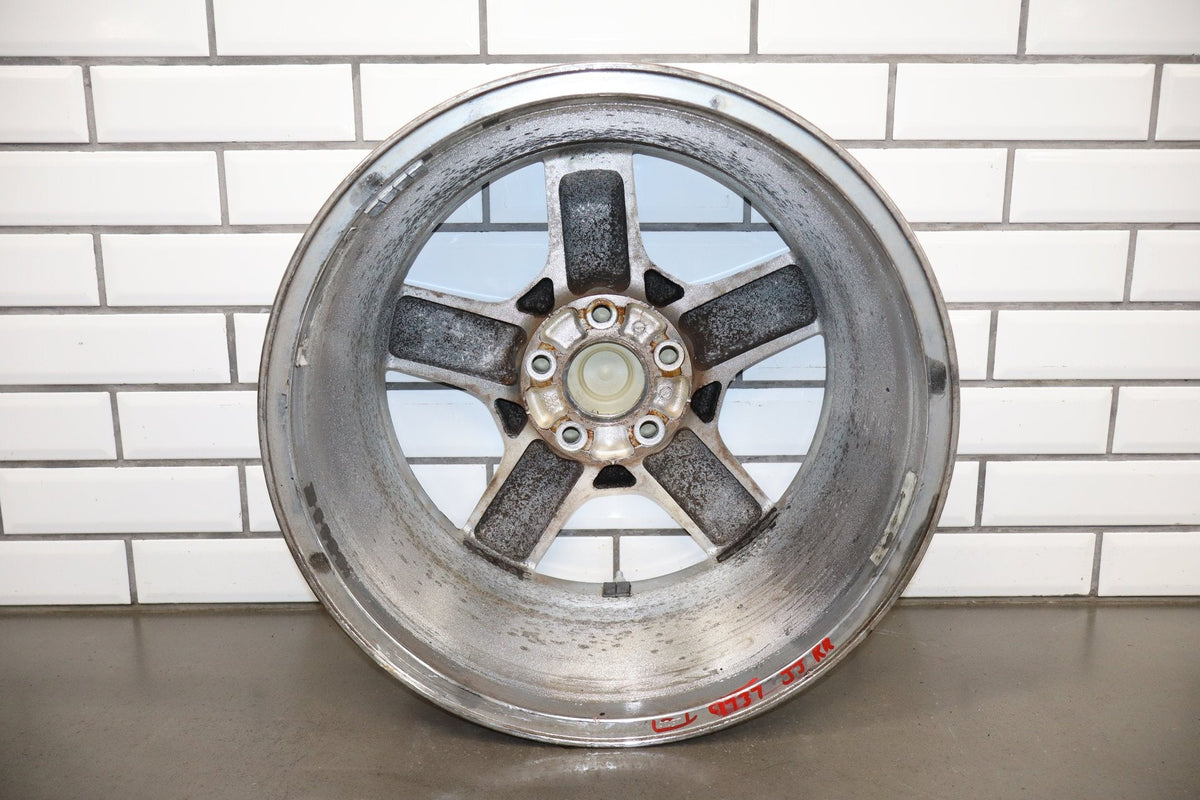 1997-2004 Chevrolet Corvette C5 18x9.5 Chrome Wheel RH Rear