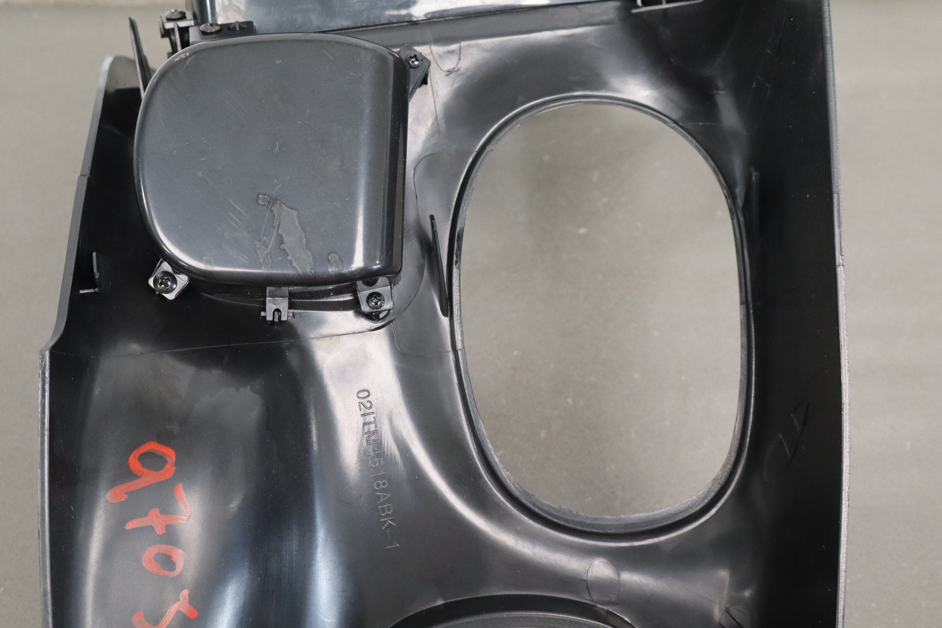 1997-2004 Chevrolet Corvette C5 Aftermarket Double DIN Radio Bezel
