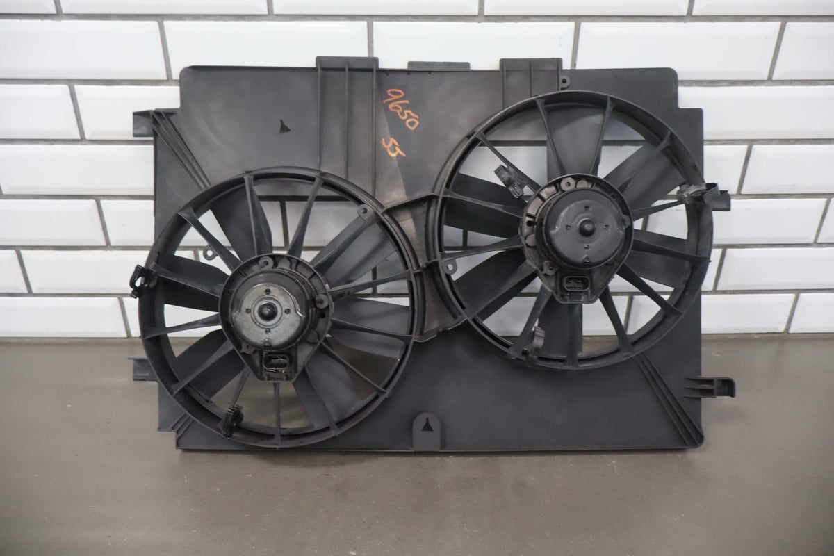 1997-2004 Chevrolet Corvette C5 Cooling Fan 24001282