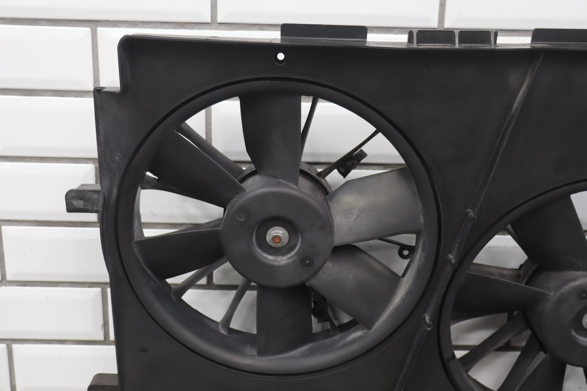 1997-2004 Chevrolet Corvette C5 Cooling Fan 24001282
