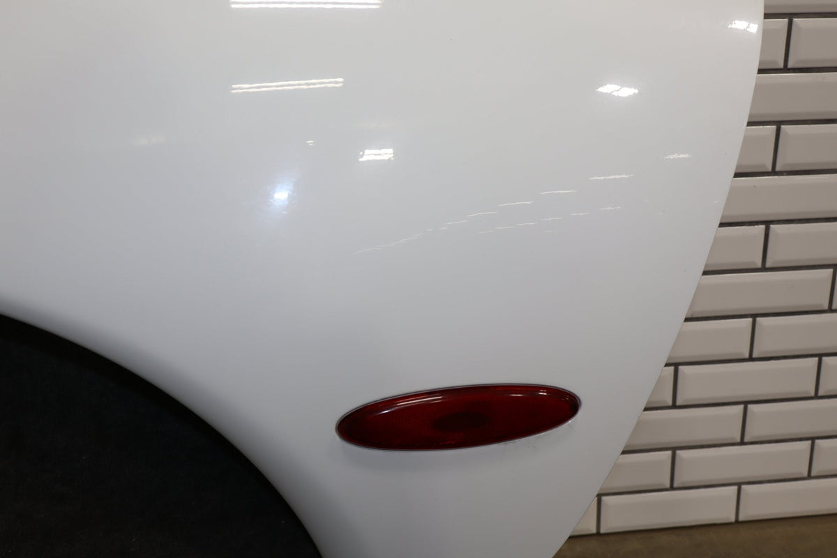 1997-2004 Chevrolet Corvette C5 Coupe Left Driver Quarter Panel Artic White 10