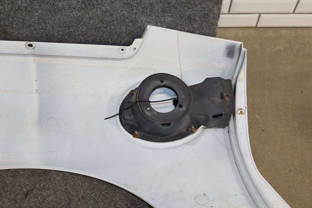 1997-2004 Chevrolet Corvette C5 Coupe Left Driver Quarter Panel Artic White 10
