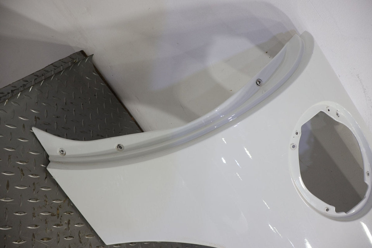 1997-2004 Chevrolet Corvette C5 Coupe Left Driver Quarter Panel White 10U