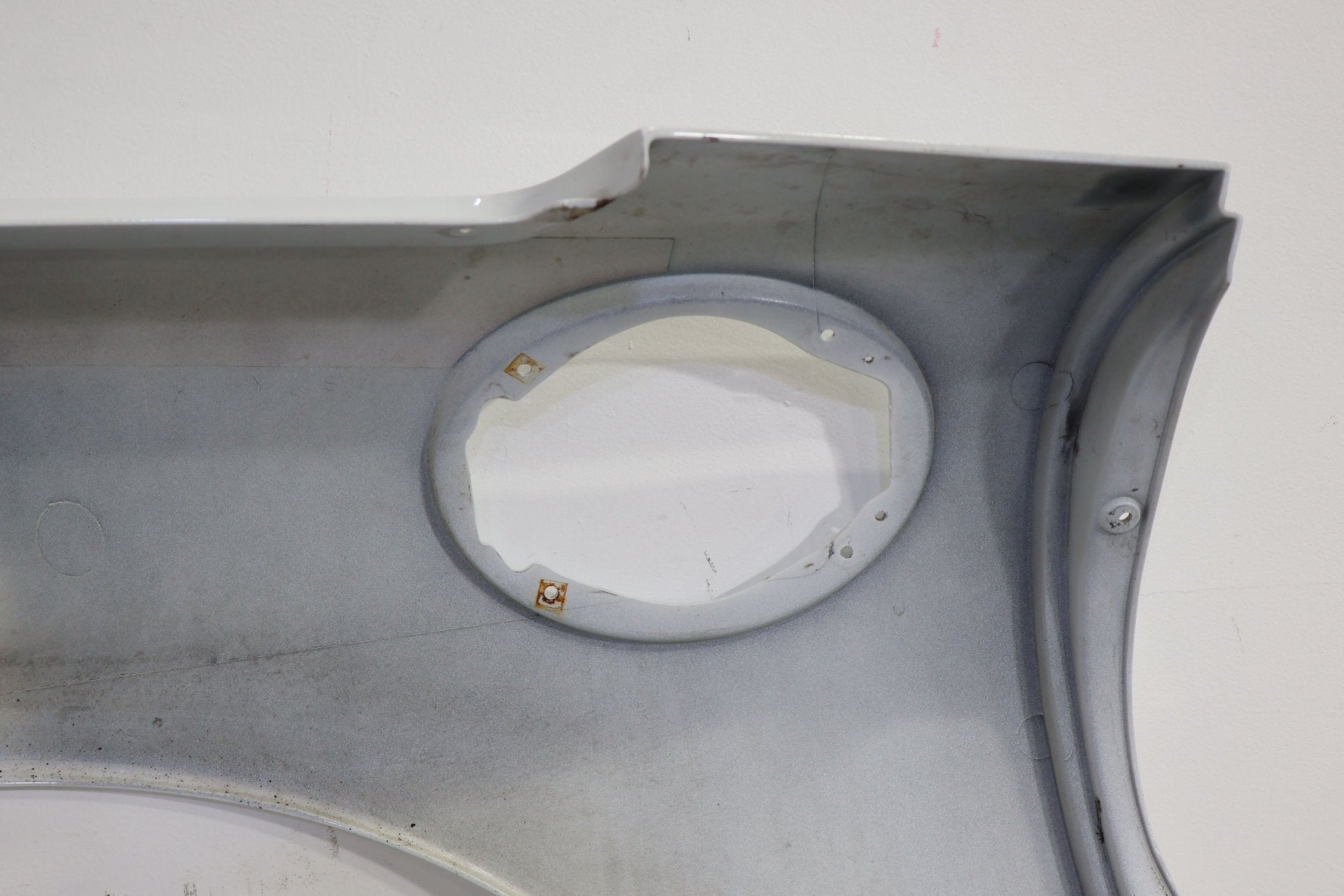 1997-2004 Chevrolet Corvette C5 Coupe Left Driver Quarter Panel White 10U