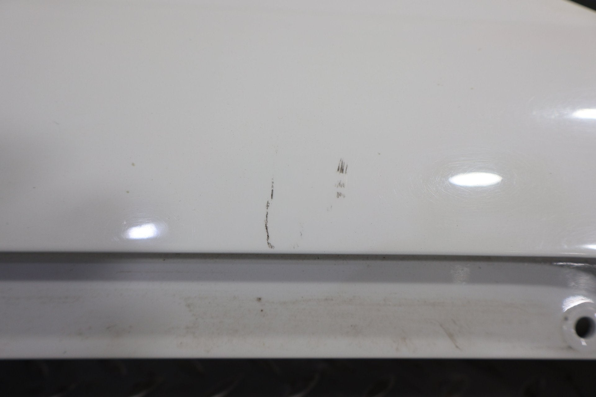 1997-2004 Chevrolet Corvette C5 Coupe Left Driver Quarter Panel White 10U