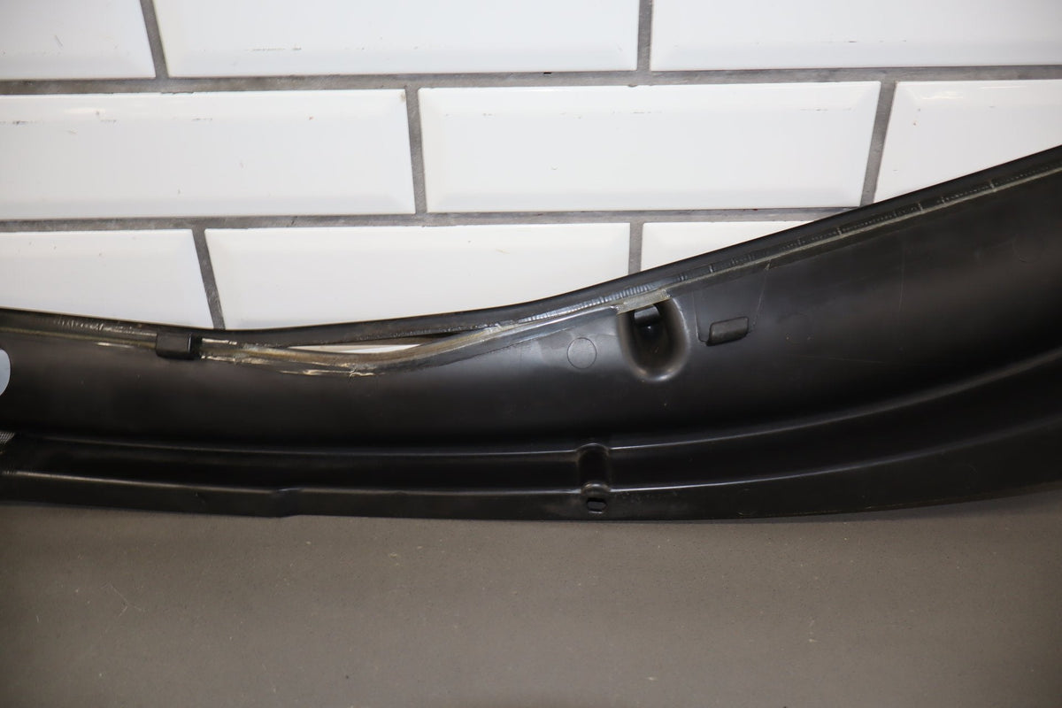 1997-2004 Chevrolet Corvette C5 Cowl Vent Panel 10446063
