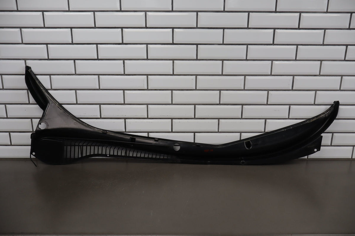 1997-2004 Chevrolet Corvette C5 Cowl Vent Panel 10446063