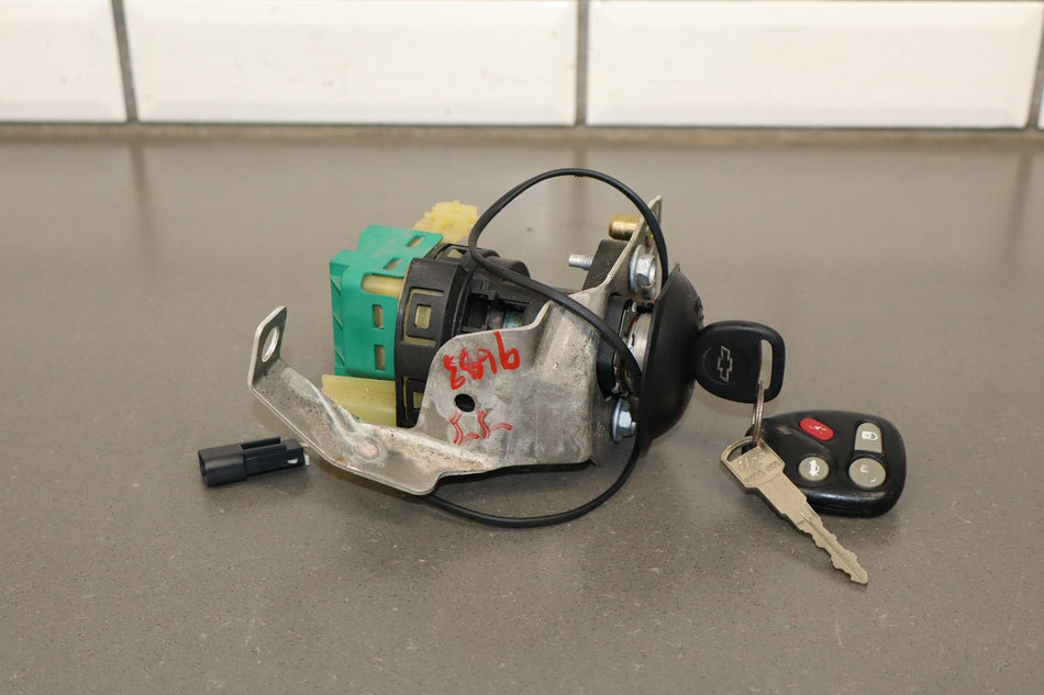 1997-2004 Chevrolet Corvette C5 Cylinder W/ Key Set Fob