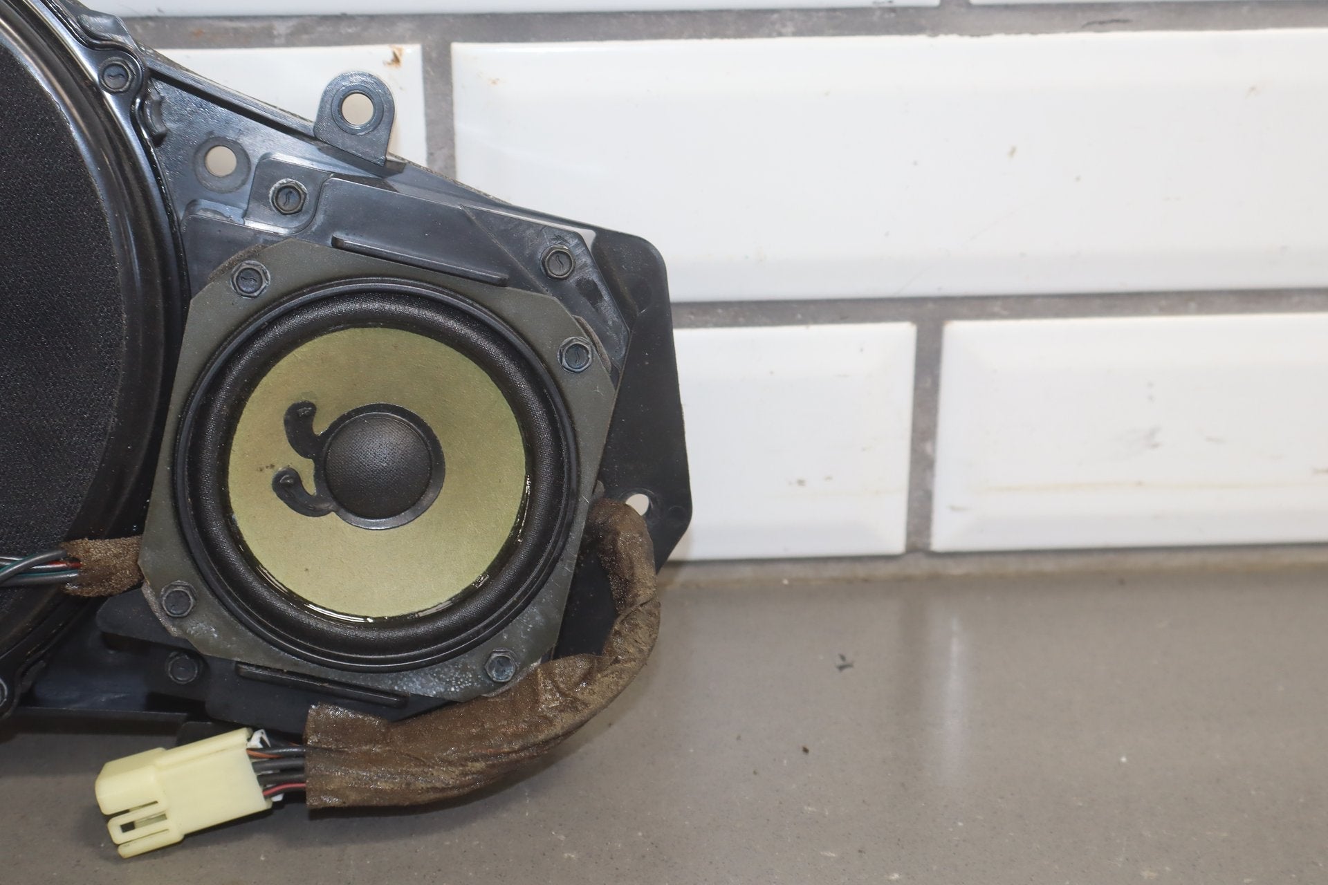 1997-2004 Chevrolet Corvette C5 Door Speakers Bose- Pair 10447355