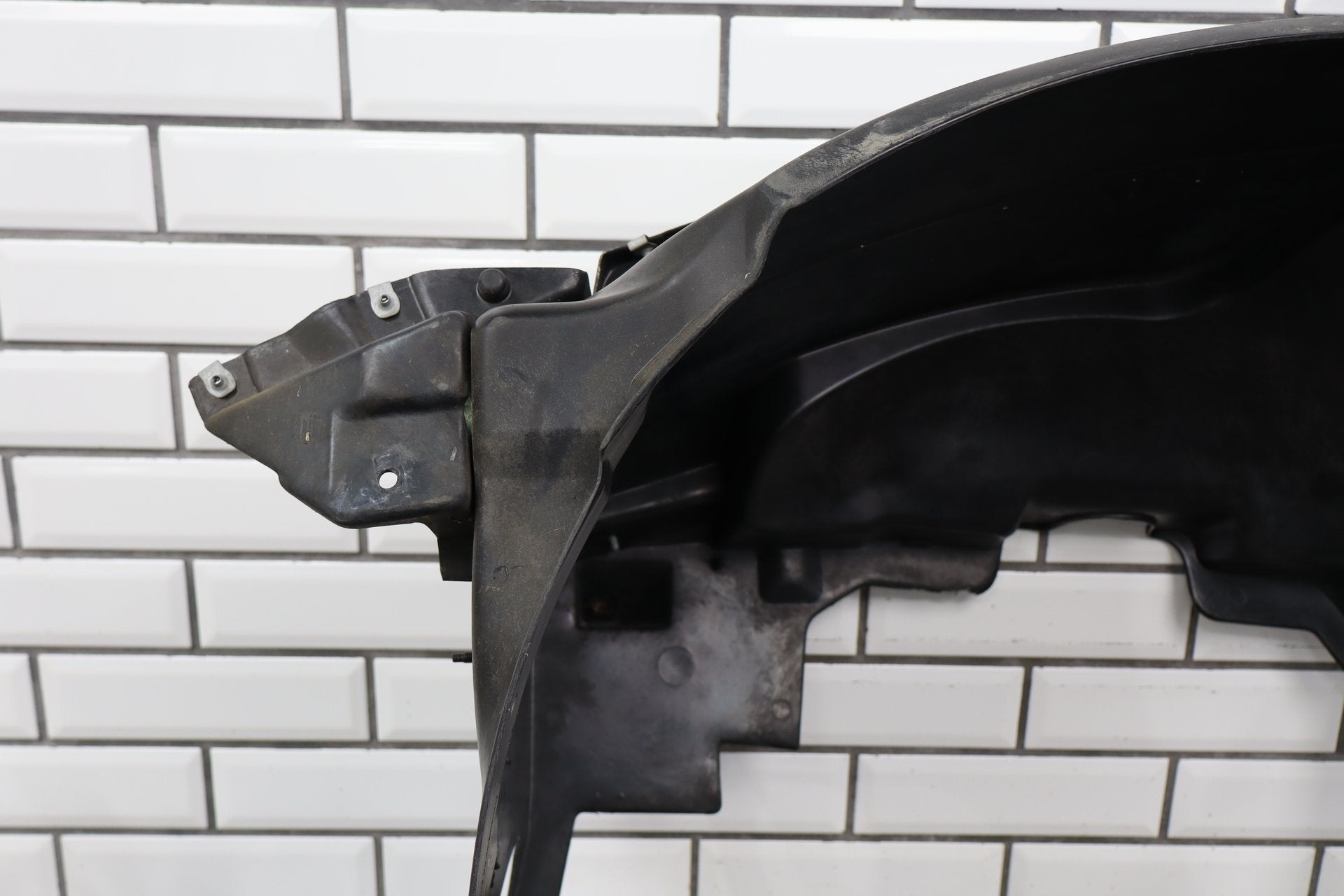 1997-2004 Chevrolet Corvette C5 - Driver Left Wheelhouse Panel
