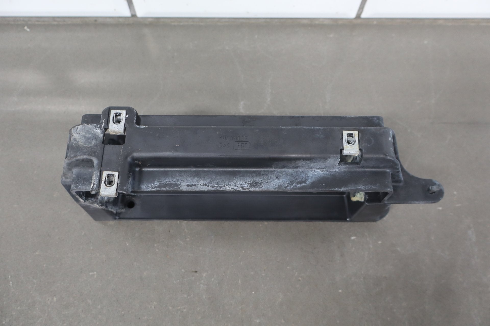 1997-2004 Chevrolet Corvette C5 ECU Bracket 10288067