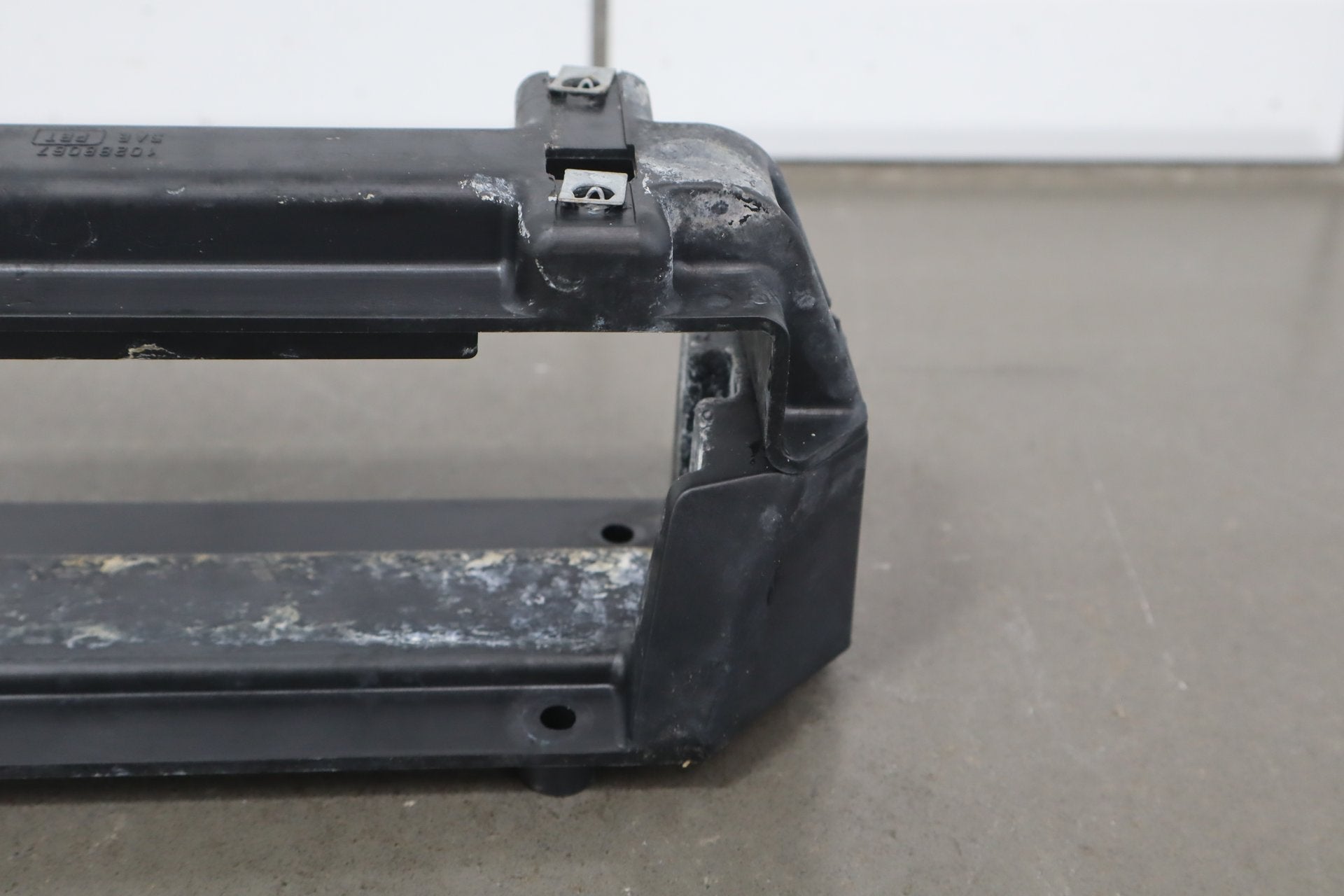 1997-2004 Chevrolet Corvette C5 ECU Bracket 10288067
