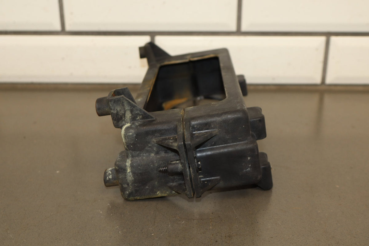 1997-2004 Chevrolet Corvette C5 ECU Bracket 10288067