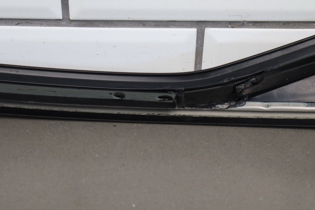 1997-2004 Chevrolet Corvette C5 Exterior Right A Pillar 10247724