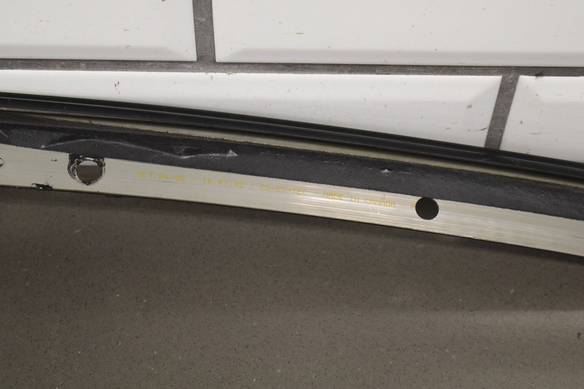 1997-2004 Chevrolet Corvette C5 Exterior Right A Pillar 10247724
