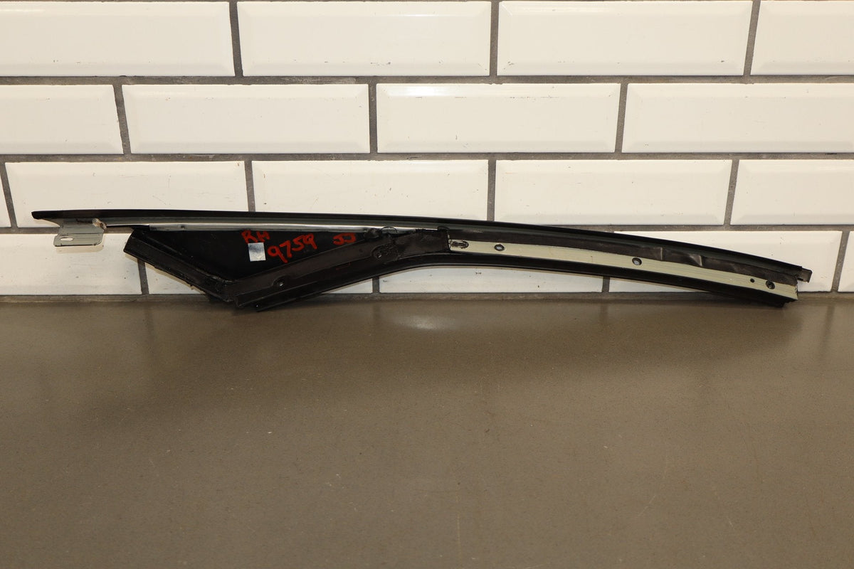 1997-2004 Chevrolet Corvette C5 Exterior Right A Pillar 10247724