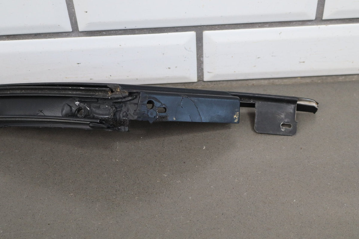 1997-2004 Chevrolet Corvette C5 Exterior Right A Pillar 10247724
