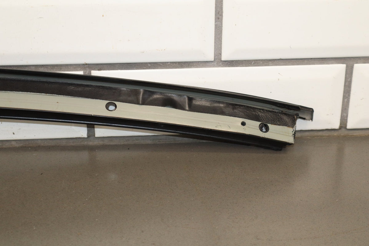 1997-2004 Chevrolet Corvette C5 Exterior Right A Pillar 10247724
