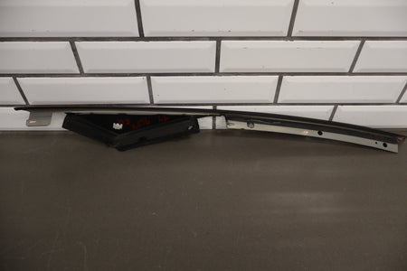 1997-2004 Chevrolet Corvette C5 Exterior Right A Pillar 10247724