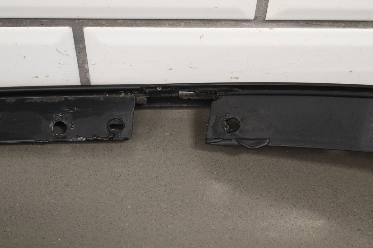1997-2004 Chevrolet Corvette C5 Exterior Right A Pillar 10247724