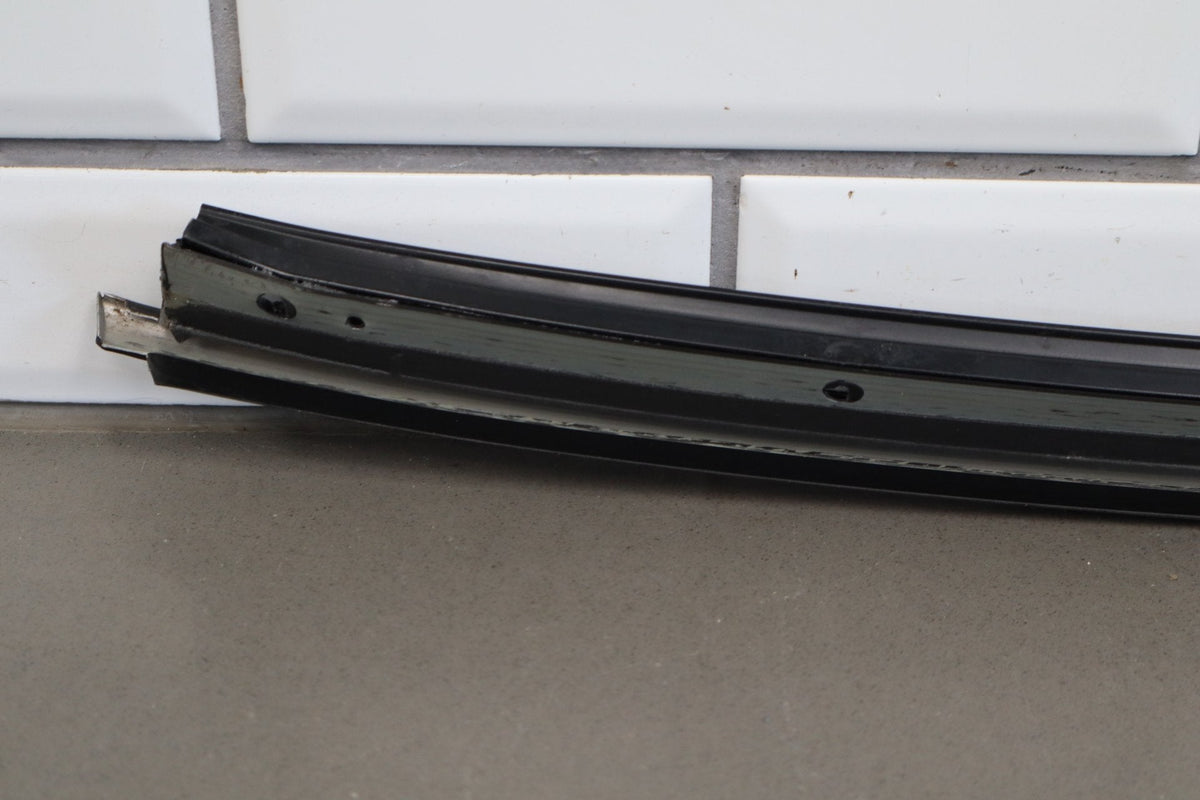 1997-2004 Chevrolet Corvette C5 Exterior Right A Pillar 10247724