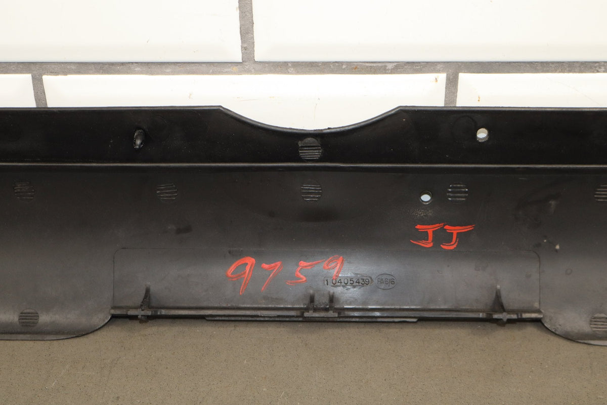 1997-2004 Chevrolet Corvette C5 - Front Upper Radiator Support 10405439