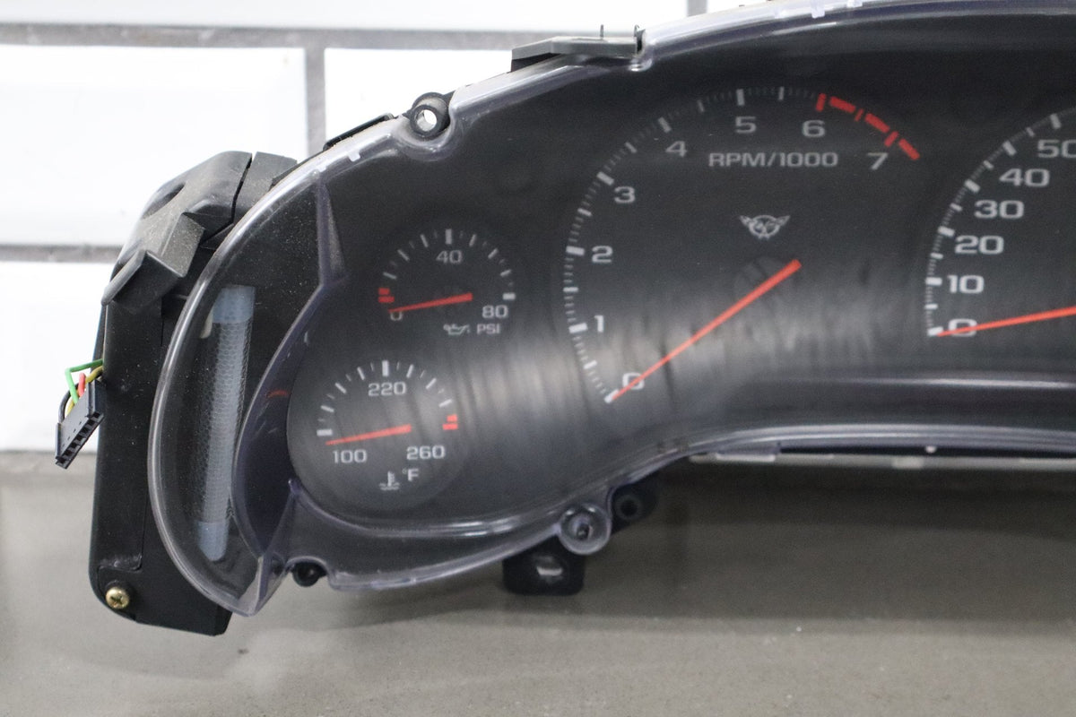 1997-2004 Chevrolet Corvette C5 - Instrument Cluster 10408309