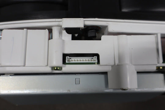 1997 - 2004 Chevrolet Corvette C5 - Instrument Cluster 10408309