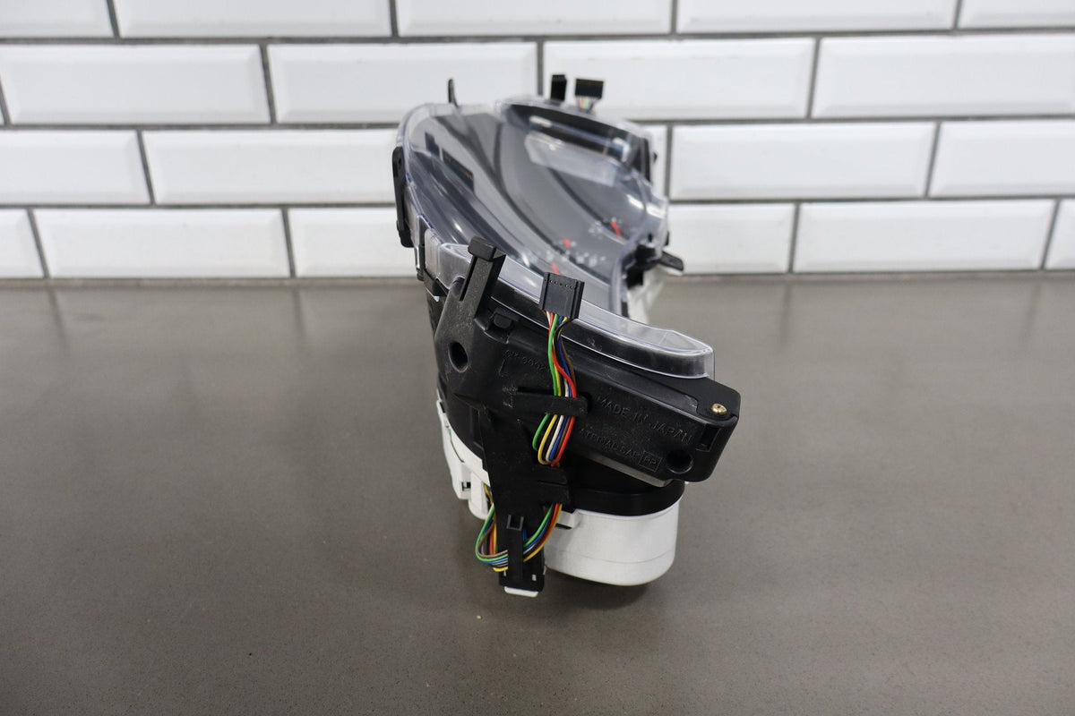 1997-2004 Chevrolet Corvette C5 - Instrument Cluster 10408309