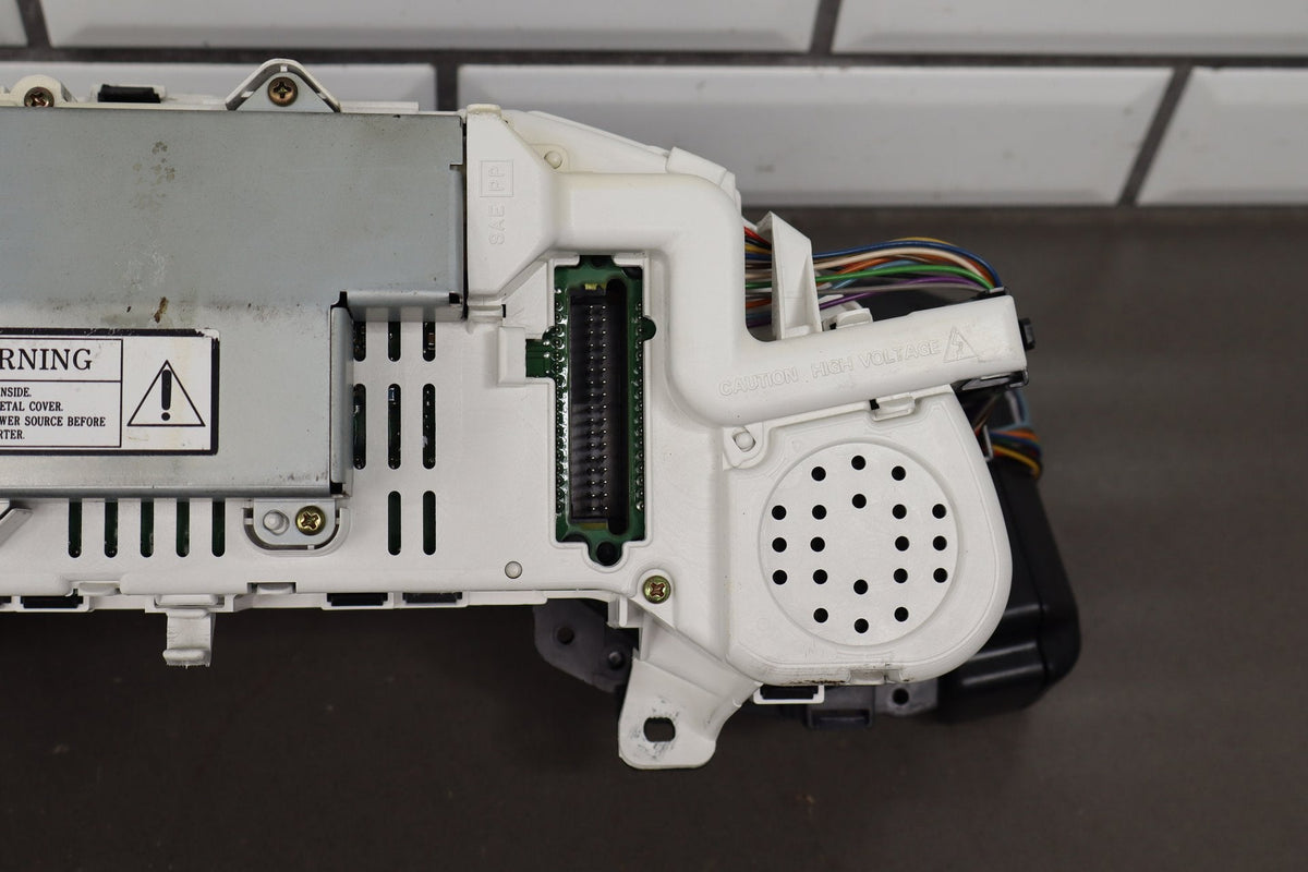 1997-2004 Chevrolet Corvette C5 - Instrument Cluster 10408309