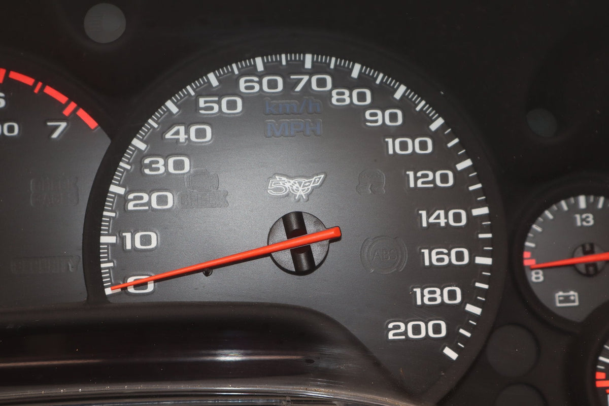 1997-2004 Chevrolet Corvette C5 - Instrument Cluster 10408309