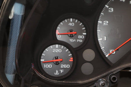 1997-2004 Chevrolet Corvette C5 - Instrument Cluster 10408309