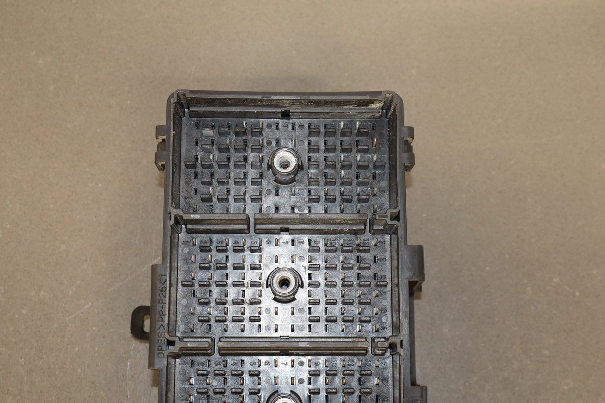 1997-2004 Chevrolet Corvette C5 Interior Fuse Box (Flood Untested)