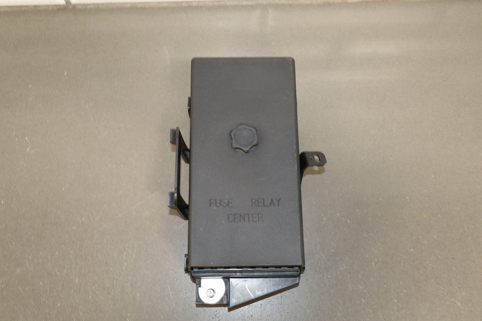 1997-2004 Chevrolet Corvette C5 Interior Fuse Box (Flood Untested)