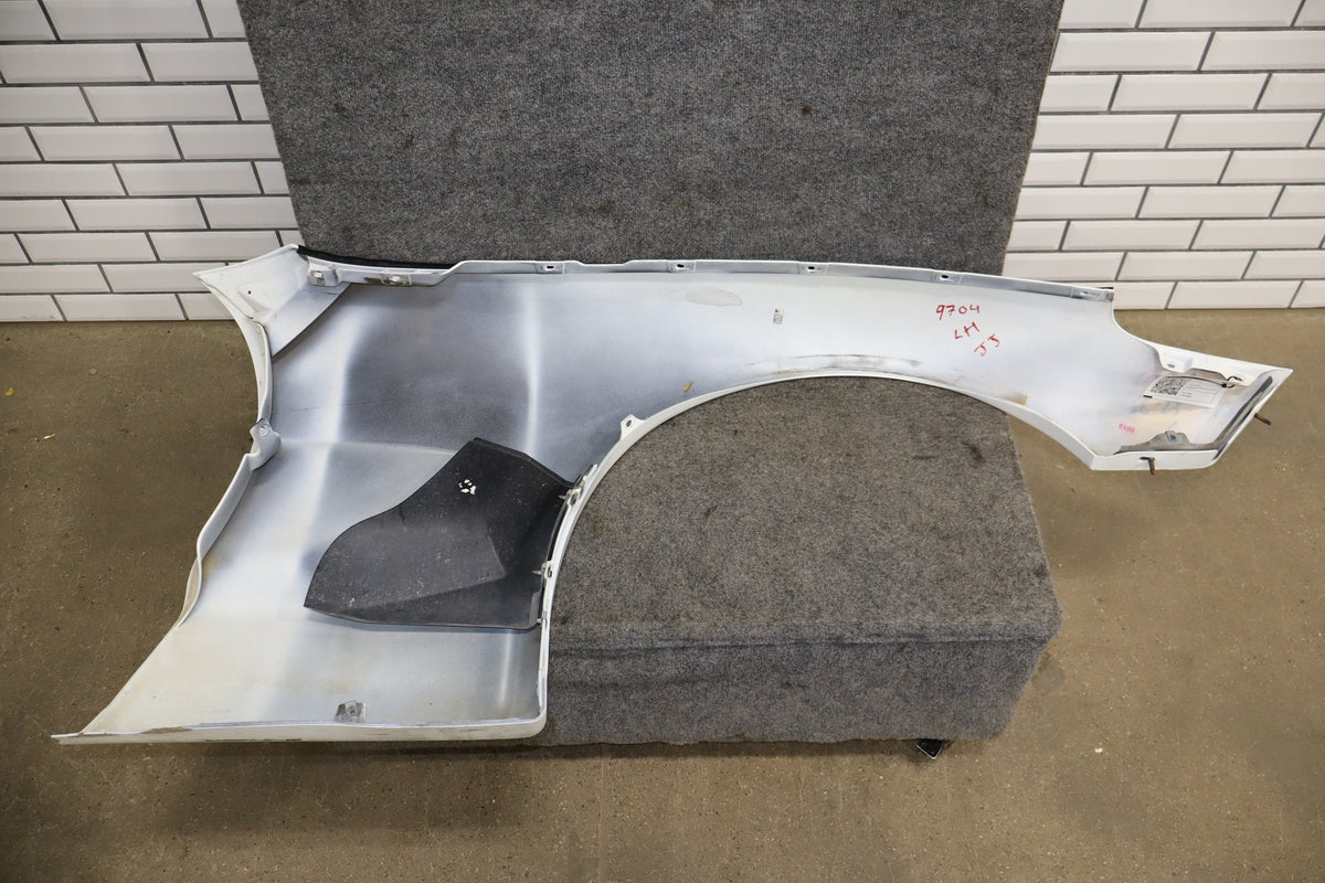 1997-2004 Chevrolet Corvette C5 Left Fender Artic White 10