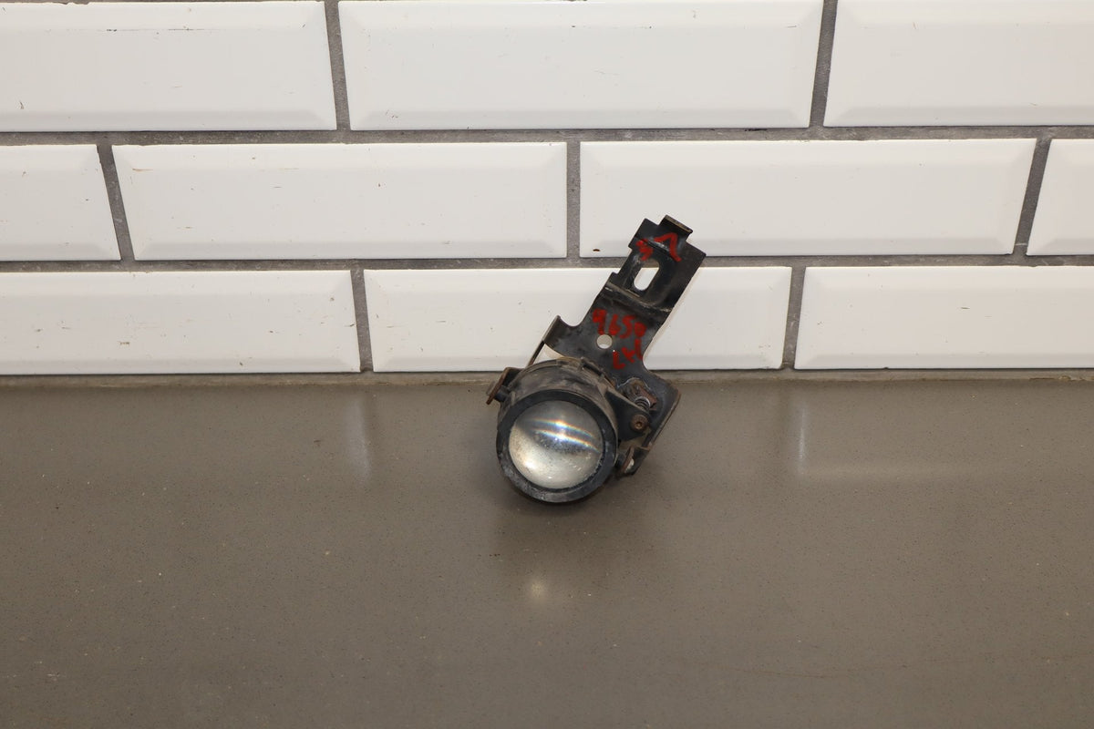 1997-2004 Chevrolet Corvette C5 Left Fog Light 10281936
