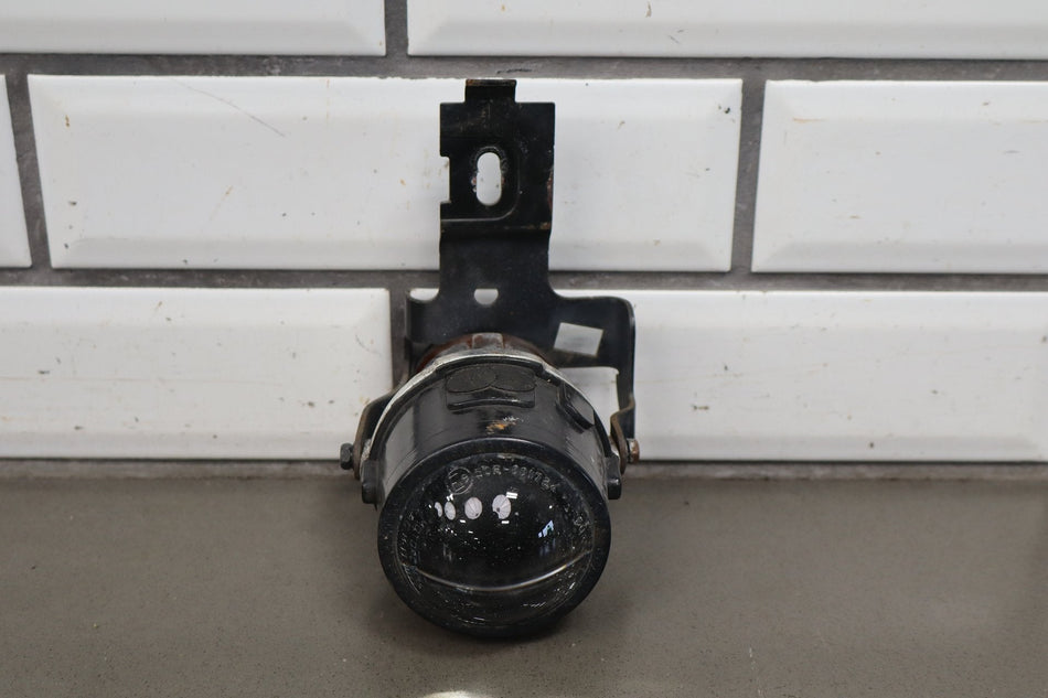 1997-2004 Chevrolet Corvette C5 Left Fog Light 10281936