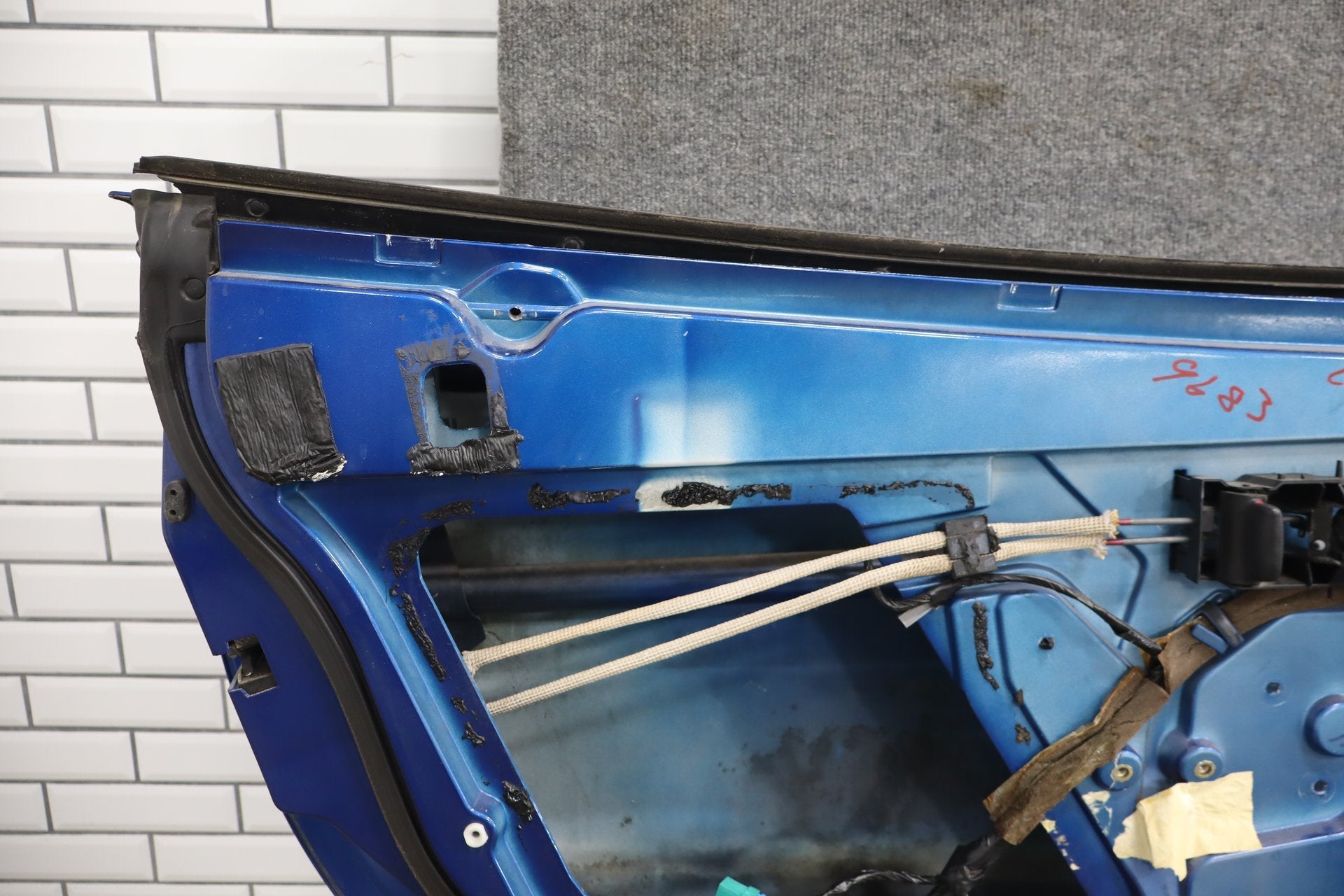 1997-2004 Chevrolet Corvette C5 Left Front Door Electron Blue 21