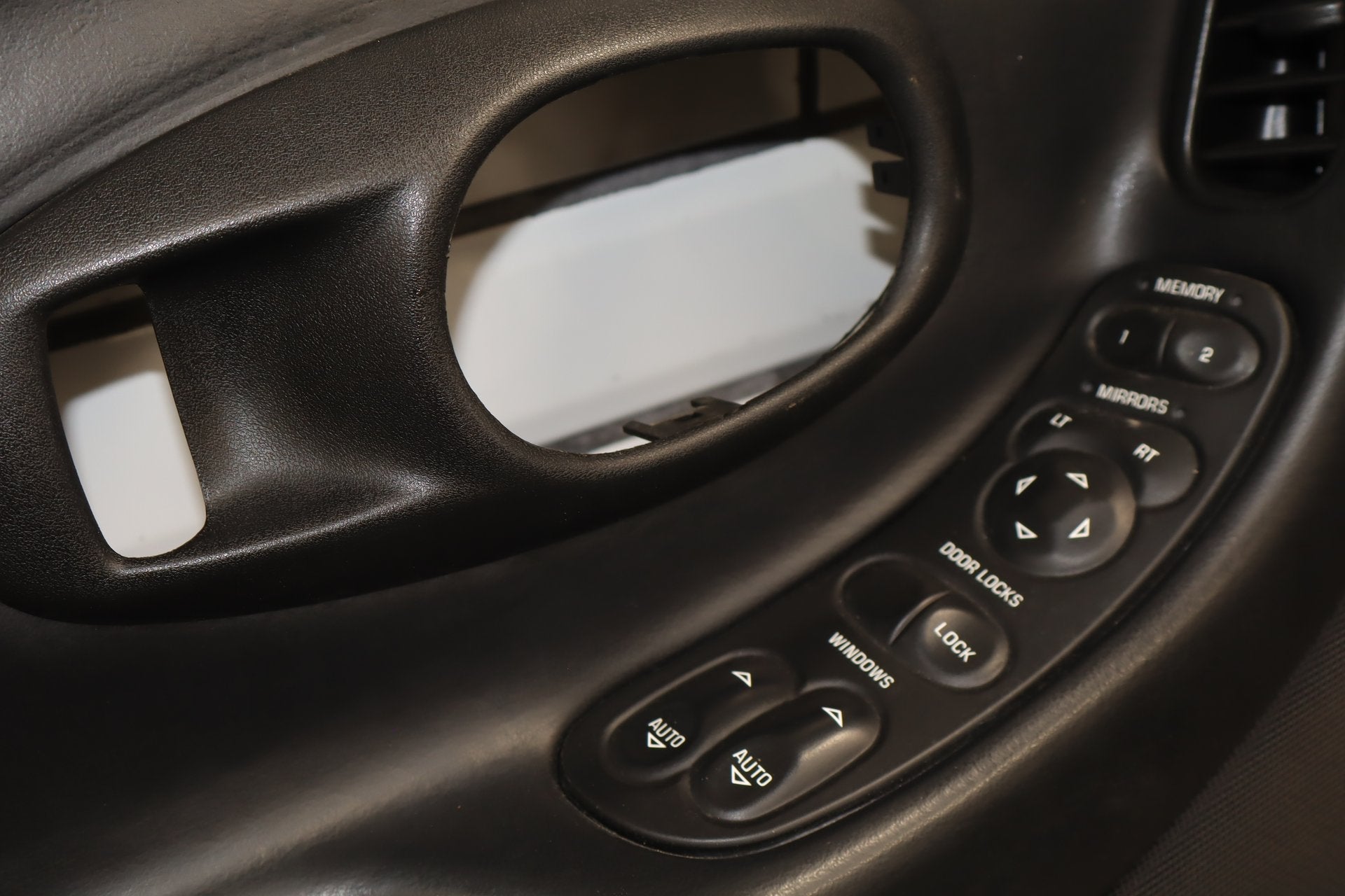 1997-2004 Chevrolet Corvette C5 Left Front Door Trim Panel Black