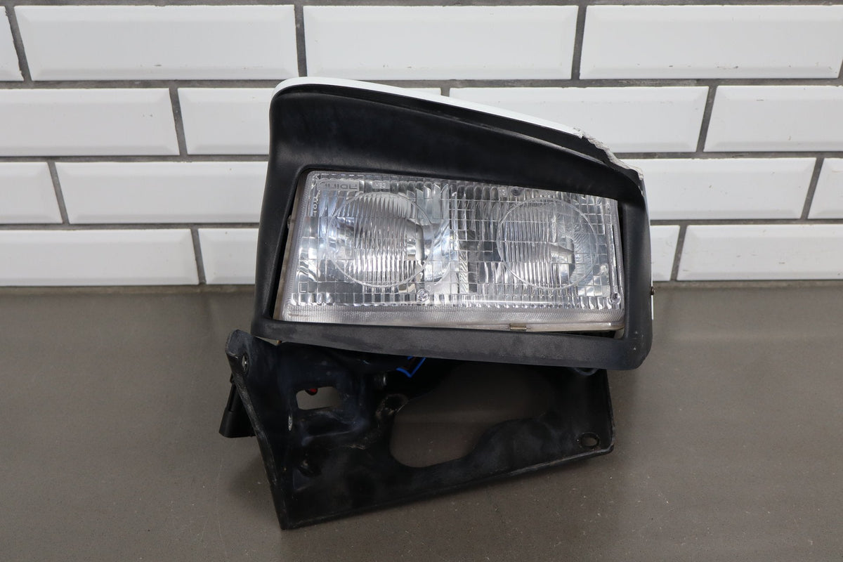 1997-2004 Chevrolet Corvette C5 Left Headlamp Artic White 10