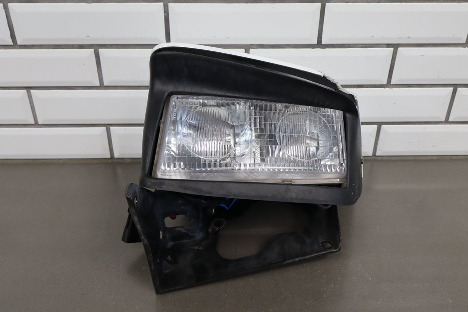 1997-2004 Chevrolet Corvette C5 Left Headlamp Artic White 10