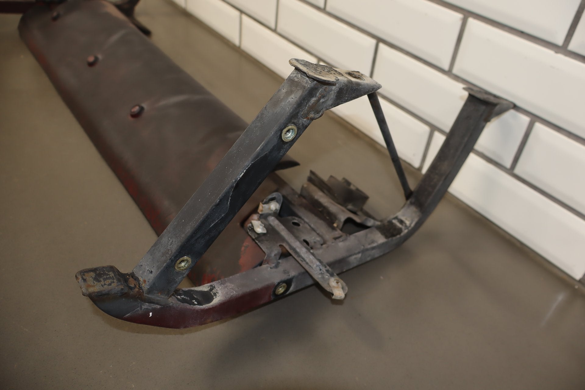 1997-2004 Chevrolet Corvette C5 Lower Radiator Support Cradle Skid Bar 10400765